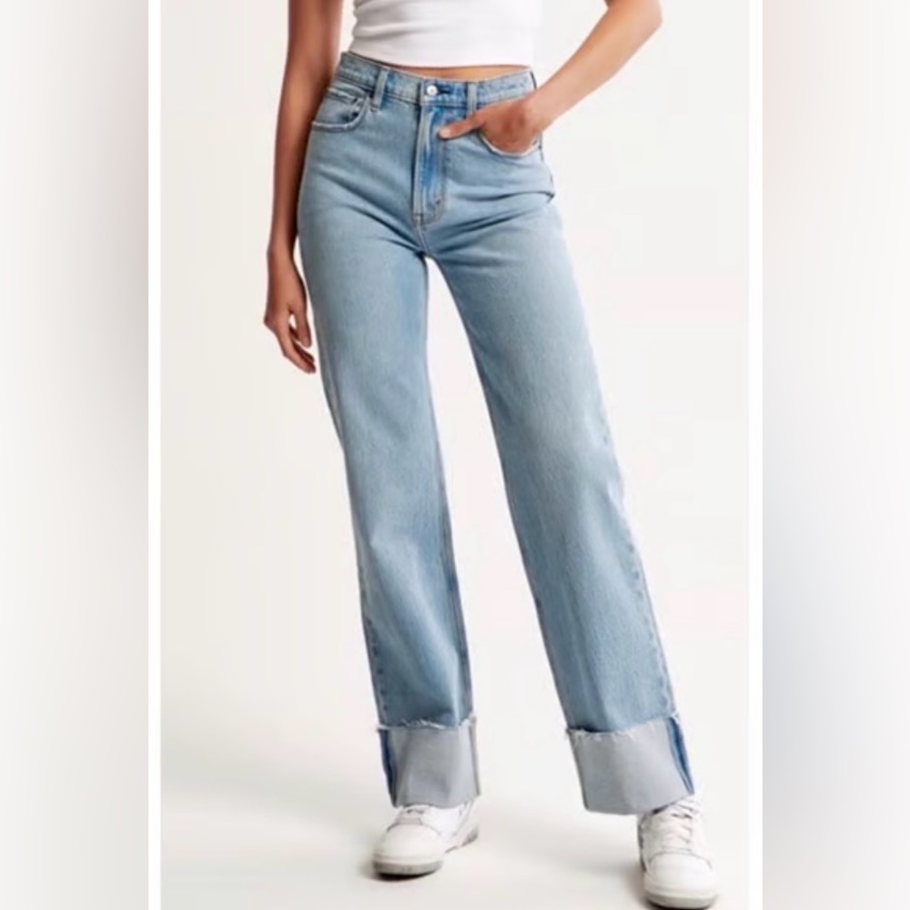 Abercrombie & Fitch High Rise 90’s Relxaed Jeans